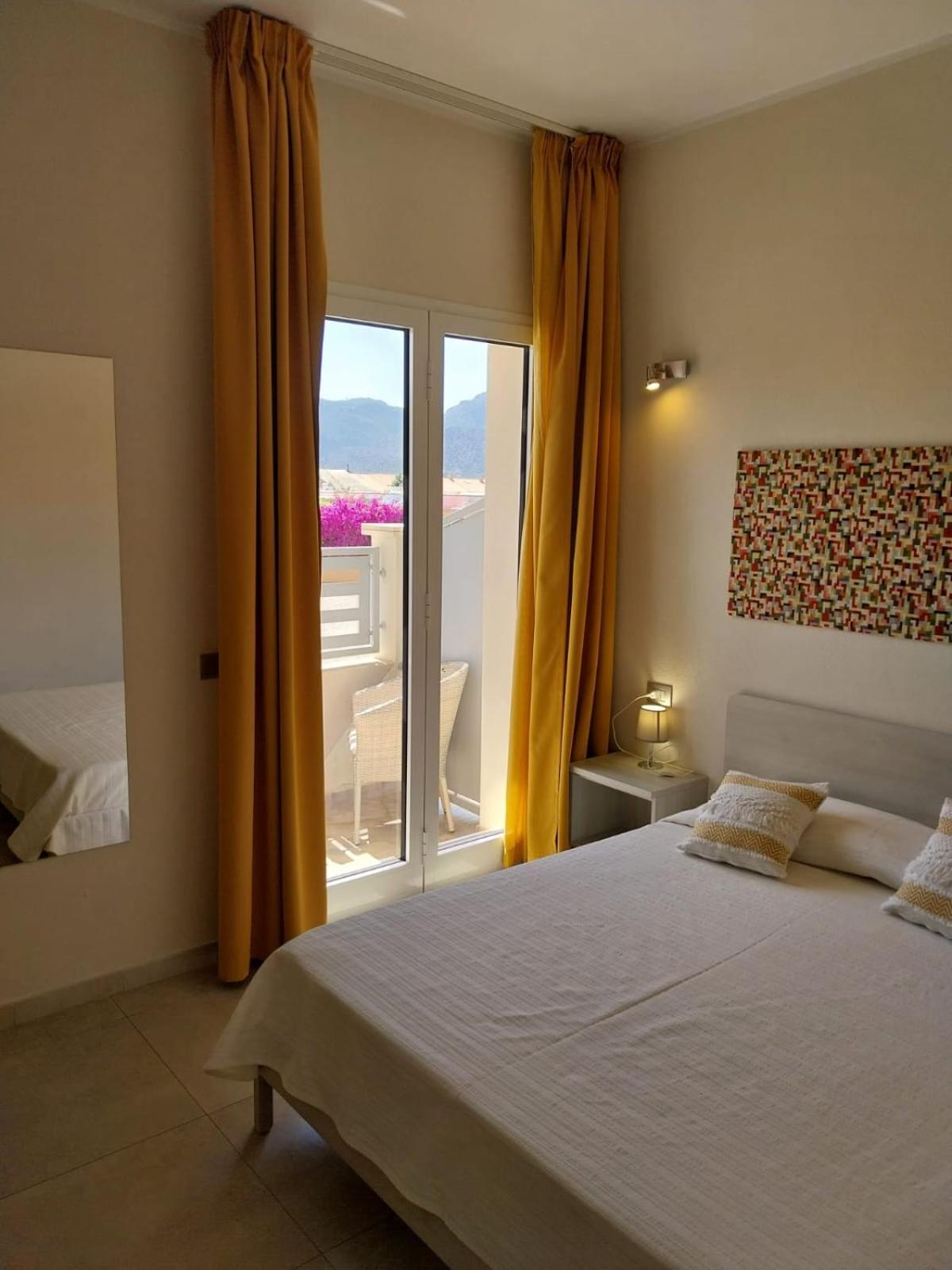 New Ca'Mea Hotell Villasimius Exteriör bild
